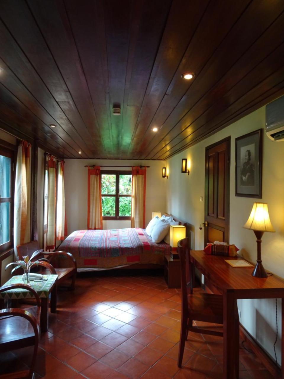 Villa Maydou Boutique Hotel Luang Prabang Exteriör bild