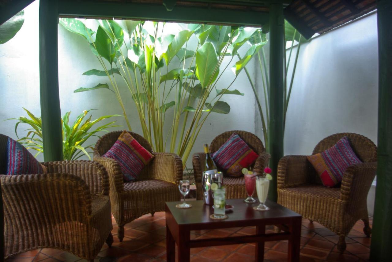 Villa Maydou Boutique Hotel Luang Prabang Exteriör bild